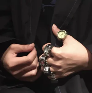 Vintage Uhrenringe Set für Herren, einzigartige Retro Punk Finger Uhr Schmuck Accessoires.