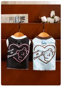 Leuke kat hond vest ademend zomer dun huisdier kleding hart beer borduurwerk schattige top