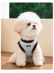 Schattig zomer hondenharnas en kattenvest ademende puppykleding voor kleine honden met berenprint.