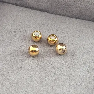 Embouts de boucles d'oreilles boule en laiton plaqué or 5mm avec insert silicone