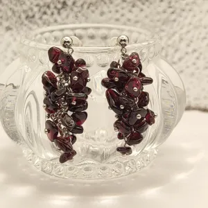 Boucles d'Oreilles en Pierre de Grenat Rouge Naturel pour Femmes Boho Fait Main Grenat Irrégulier Goutte Créoles Bijoux