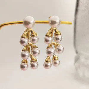 Élégantes longues boucles d'oreilles perles pampilles ton or design bijoux mode