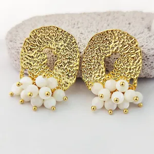 Boucles d'Oreilles Pendantes Élégantes en Alliage Plqué Or Texturé avec Perles de Coquillage pour Femmes Bijoux Mode Style OL