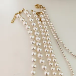 Ensemble de collier de perles artificielles multicouches avec fermoirs dores vue principale