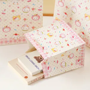 Joli sac cadeau chat fraise, sac à main en papier épais, grand rangement de vacances.