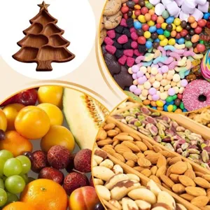 Bandeja de madera con forma de árbol de Navidad con frutas, frutos secos y dulces