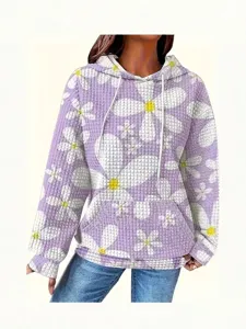 Sudadera con capucha morada para mujer con estampado digital de margaritas blancas y textura