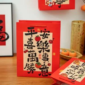 Roter Papiertragbeutel zum chinesischen Neujahr, festliche Geschenktüte für Feiertage.