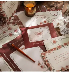 Details des Retro Rosen Schmetterling Briefpapier-Sets, Vintage Briefumschläge mit Federhalter.
