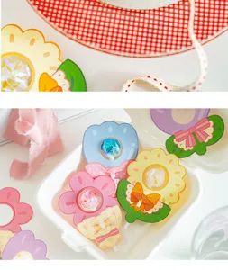 Details von süßen Blumen Schleife Lollipop Papierkarten, ideal für Kinderparty Deko Geschenke.