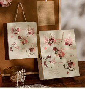Kreative romantische Rosen Schmetterling Papiertüte Geschenkbeutel für Valentinstag.