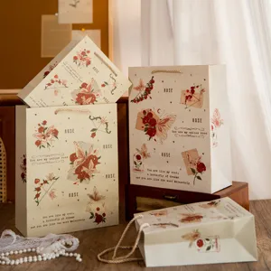 Vintage Rose Butterfly Pattern Paper Gift Bag White Cardboard Handheld Gift Packaging Bag For Valentine Day Party Favors