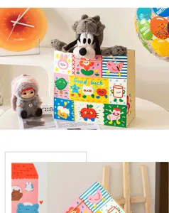 Bolsa de regalo de dibujos animados linda con juguete de peluche para fiesta de vacaciones