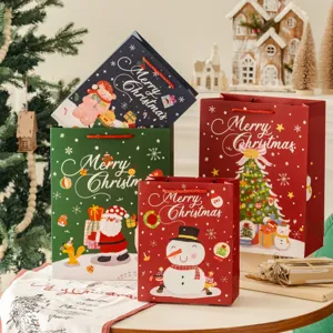 Cartoon Weihnachten Geschenktüten Tragbare Weißer Karton Papiertüten Für Heiligabend Apfel Süßigkeiten Urlaub Party Geschenke Taschen