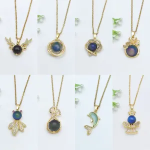 Collana con Pendente a Cambiamento di Colore Sensibile alla Temperatura Catena a Clavicola in Acciaio Inossidabile con Zirconia