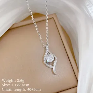 Elegante collana con ciondolo in zircone e catena regolabile gioiello raffinato donna.