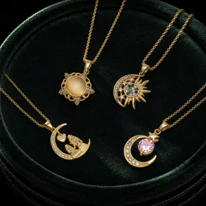 Elegante Collana in Acciaio Inossidabile per Donna Con Ciondolo Luna Sole Cielo Stellato in Rame Zirconia per Gioielli Accessori Moda Quotidiani