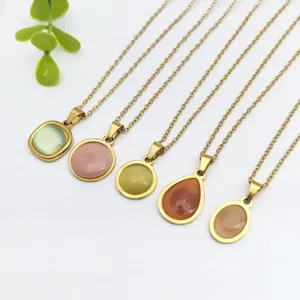 Chic collana con ciondolo in resina in acciaio inossidabile da donna, gioiello versatile.