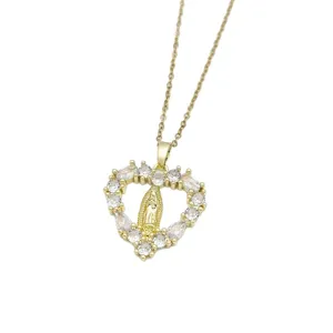 Collana con ciondolo Vergine Maria in zircone cubico a forma di cuore placcato oro donna