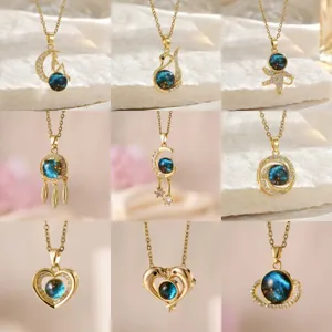 Collana in Acciaio Inossidabile Cielo Stellato di Lusso Con Ciondolo in Rame Squisita Catena da Clavicola Girocollo Stella Luna per Donna Gioielli