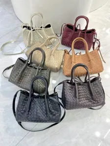 Classic woven leather tote bag high capacity shoulder handbag stylish versatile everyday purse