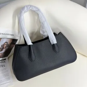 Black genuine leather tote bag women fashion shoulder baguette bag daily casual handbag