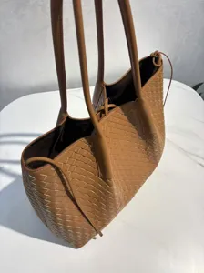Brown woven leather tote bag large capacity shoulder bag handbag for women daily use