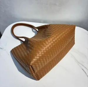 Genuine leather woven tote bag for women, large capacity shoulder bag, stylish casual handbag.