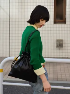 Women fashion black leather drawstring bucket bag minimalist versatile shoulder hobo bag