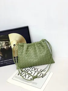 Green woven leather shoulder bag casual drawstring pouch cloud bag stylish daily handbag