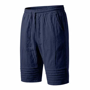 Men's casual drawstring waist shorts, summer vacation multi-pleated comfortable capri pants.