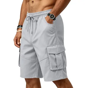 Pantalon corto cargo hombre casual liso con multiples bolsillos y cordon para verano al aire libre.