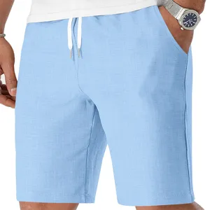 Detalle de pantalones cortos casuales de lino azul claro, comodo tejido con cordon.