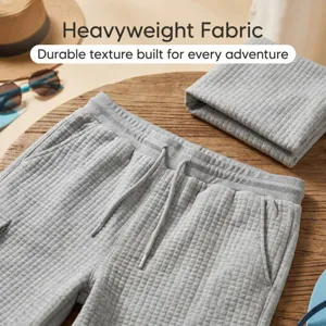 Men's casual heavyweight waffle shorts, loose fit, multi-pocket, comfortable outdoor wear.