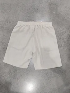 Pantalones cortos casuales de lino vista detallada, ropa de playa de verano ligera.