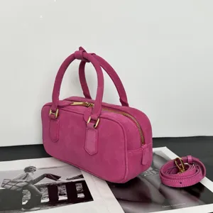 Rosa Wildleder Bowling Handtasche mit Henkeln und abnehmbarem Schultergurt fuer Damen