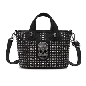 Bolso negro con tachuelas estilo punk con calavera de diamantes de imitación, bolso espacioso.