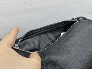 Black genuine leather shoulder bag classic design metal zipper detail premium daily use