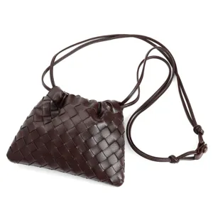 Fashion woven crossbody dumpling shoulder bag for women, stylish casual daily purse.