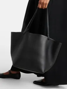 Fashion minimalist genuine leather tote bag for women, large capacity commuting handbag.