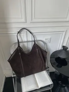 Niche luxury dark brown suede leather tote bag, large capacity slouchy shoulder bag for women