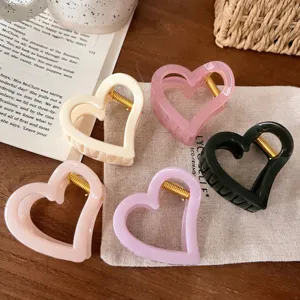Einfache Herzform Haarklammer Für Damen Kunststoff Matt Glänzend Hai Haarklammern Süße Schmetterlingsschnalle Haarschmuck Kopfschmuck