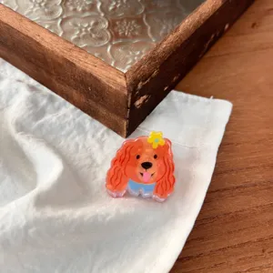 Detalle de pinza de pelo de perro de acrílico lindo, accesorio de pelo de estilo dulce