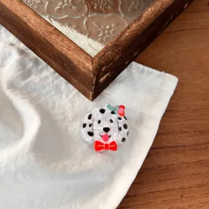 Lindo pasador de pelo de acrílico cachorro dálmata mini accesorio de moda para mujeres.
