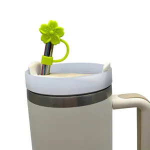 10mm Silikon Blumen Strohhalm Abdeckung mit buntem Metallstrohhalm für die Becher.