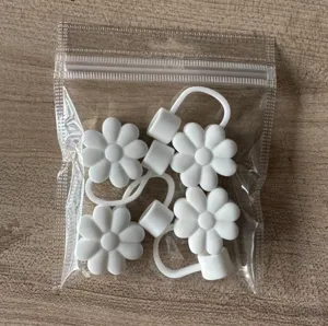White silicone flower straw covers dust-proof reusable straw caps for 10mm drinking straws.
