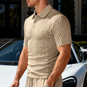Polo casual da uomo in maglia a maniche corte con motivo jacquard testurizzato.
