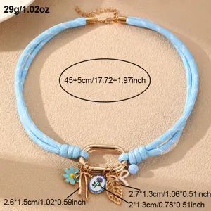Blaues geflochtenes Seil-Schluesselbein-Halsband mit zarten Anhaengern, Sommerstrand-Schmuck.