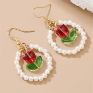 Pendientes colgantes de tulipán rojo verde vintage con círculo de perlas elegantes.
