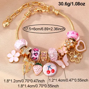 Charmantes pinkes DIY Bettelarmband mit süßen Glasperlen, Kirsch- und Herz-Anhänger für Damen.